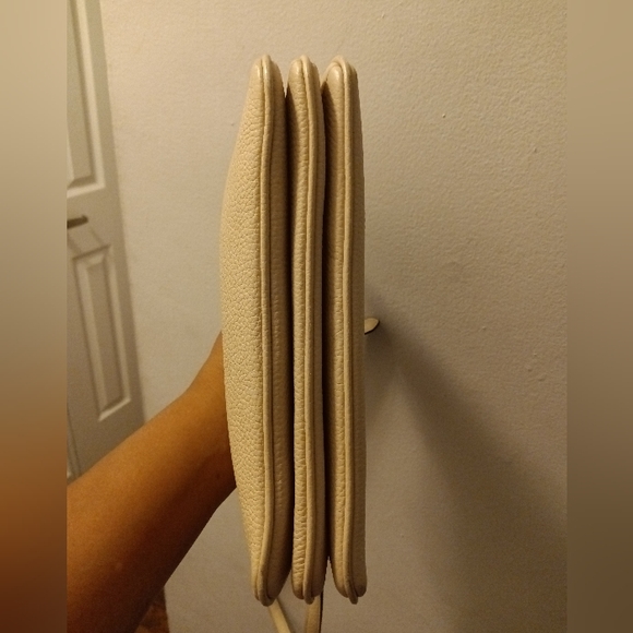 ♠️Kate Spade♠️ *EUC* Women's, Crossbody Bag, Color Cream, White - Picture 6 of 9